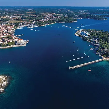 Apartment 1 Bedroom Gorgeous Apartment In Porec *