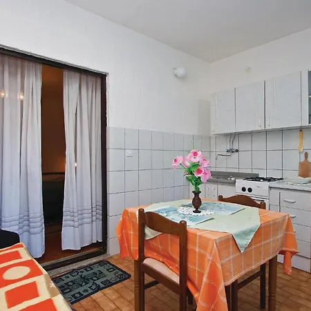 Apartmán 1 Bedroom Gorgeous In Poreč